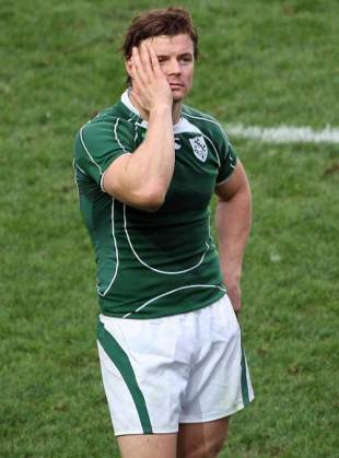 Ireland captain Brian O'Driscoll looks dejected after defeat to Argentina saw his side exit the 2007 World Cup, September 30 2007