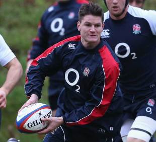Freddie Burns looks to shift the ball, Pennyhill Park, Bagshot, Surrey, England, November 27, 2012