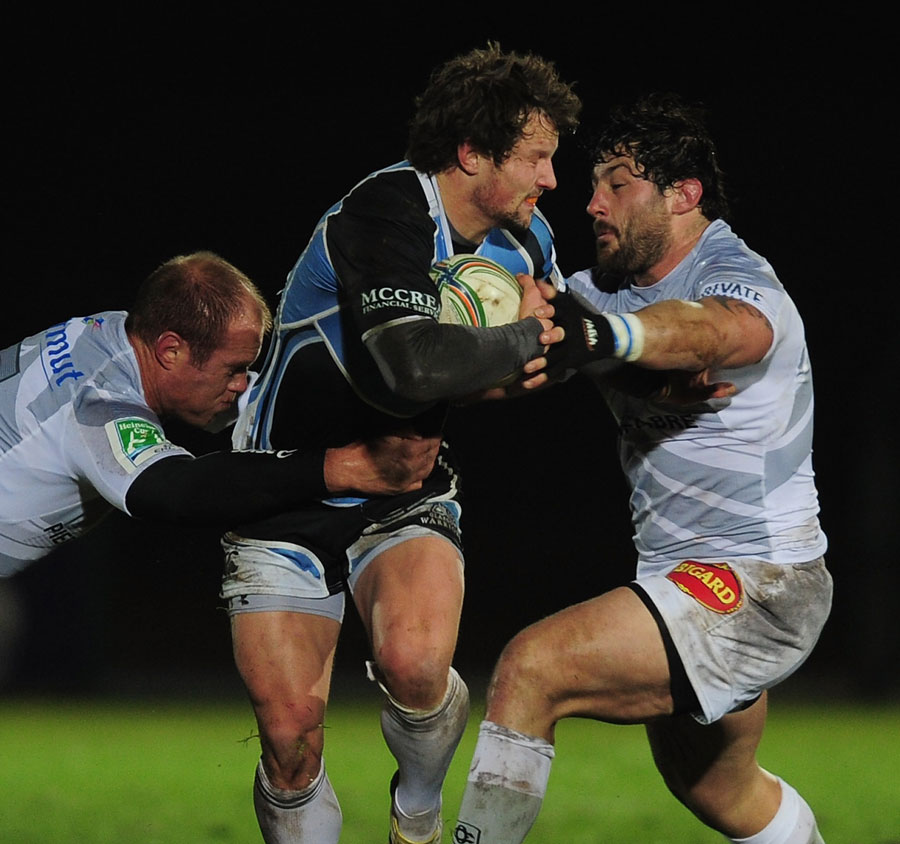 Peter Horne takes on the Castres defence