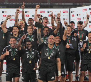 New Zealand celebrate winning the SA 7s title, South Africa 7s, HSBC Sevens World Series, Port Elizabeth, South Africa, December 9, 2012