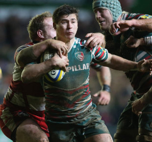 Leicester Tigers' scrum-half Ben Youngs tries to find a way through the Gloucester defence. Leicester Tigers v Gloucester, Aviva Premiership, Welford Road, Leicester, England, December 29, 2012
