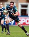 Cardiff Blues flanker Andries Pretorius on the charge