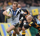 Nick Abendanon goes past Joe Simpson for a try