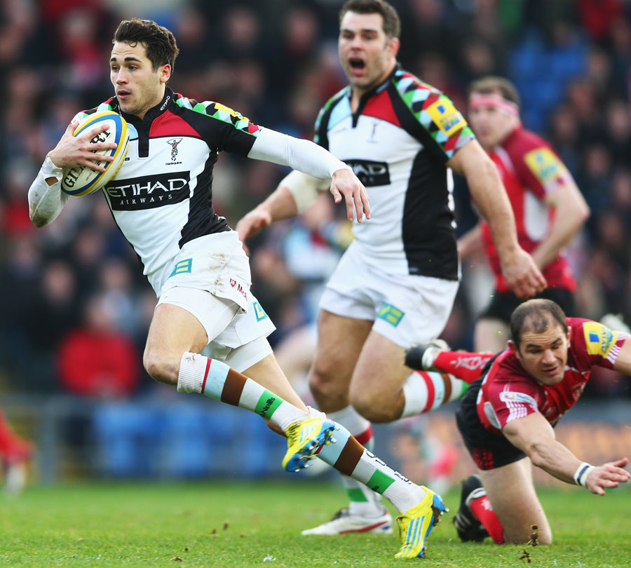 Harlequins' Ollie Lindsay-Hague exploits some space