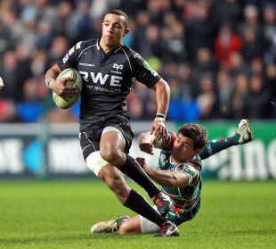 Ospreys' Eli Walker speeds past Leicester's Ben Youngs, Ospreys v Leicester Tigers, Heineken Cup, Liberty Stadium, Swansea, Wales, January 13, 2013