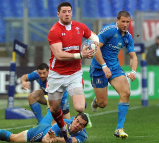 Wales' Alex Cuthbert sprints down the wing, Italy v Wales, Six Nations, Stadio Olympico, Rome, Italy, February 23, 2013