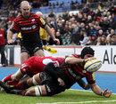 Saracens' Will Fraser stretches for the try