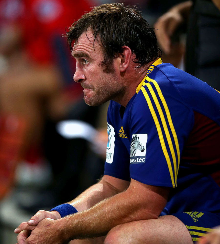 The Highlanders' Andrew Hore spends time in the sin-bin against the Reds