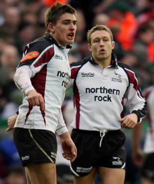 Newcastle Falcons' Toby Flood stands alongside Jonny Wilkinson, Leicester Tigers v Newcastle Falcons, Guinness Premiership, Welford Road, Leicester, England, January 27, 2007