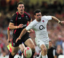 England's Ben Foden and Wales' George North vie for the ball