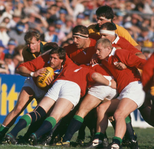 Lions flanker Mike Teague prepares to release the ball from a maul. Lions v Australia, First Test, Lions tour, Sydney Football Stadium, Sydney, Australia, July 1, 1989  
