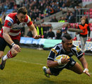 Sale's Johnny Leota dives over for a try
