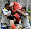 Toulon's Nick Kennedy runs into a Clermont wall