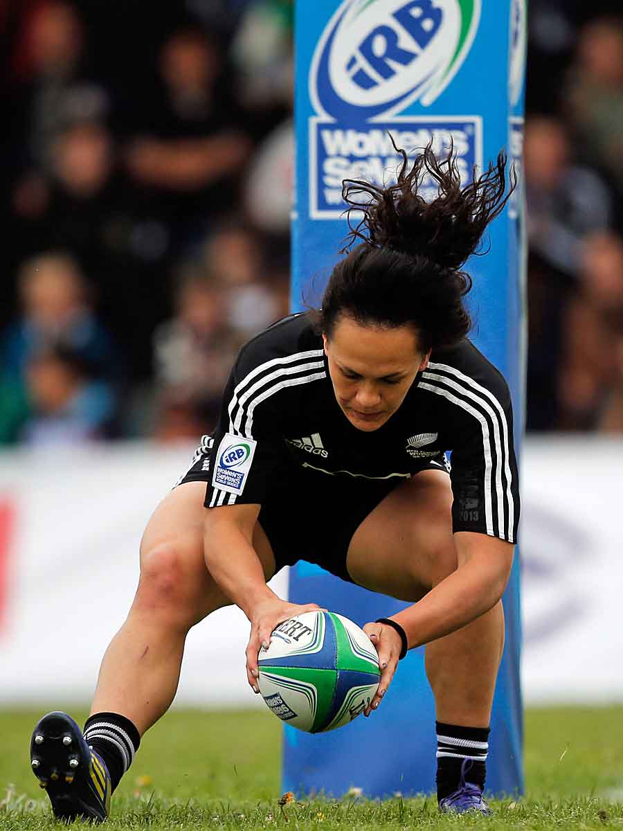 New Zealands Portia Woodman scores a try against Canada Rugby Union Photo ESPN Scrum