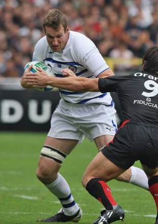 Bath's Justin Harrison takes on Toulouse's Byron Kelleher during their Heineken Cup clash at Stade Toulousain in Toulouse, France on October 12, 2008.