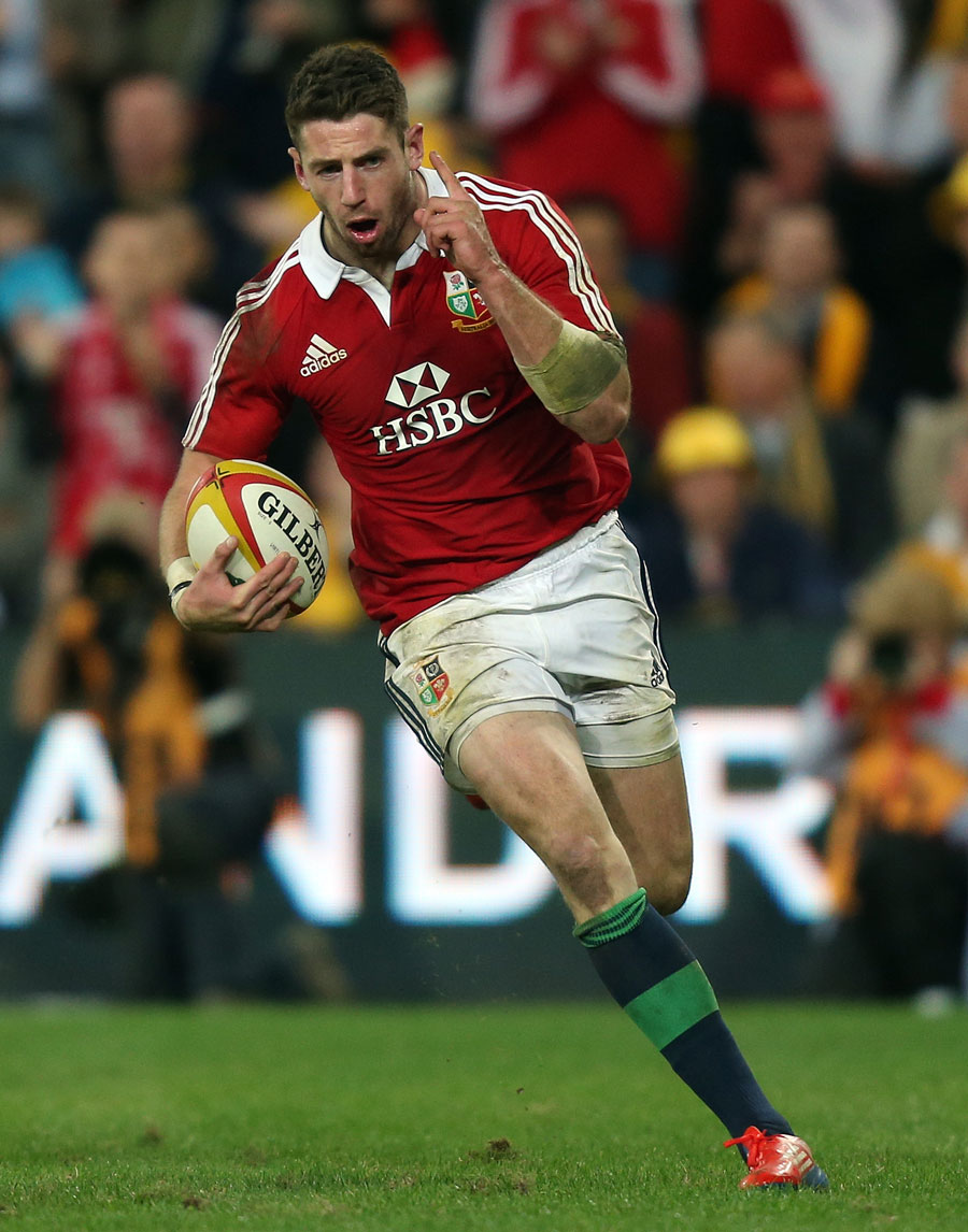 Lions winger Alex Cuthbert races in to score