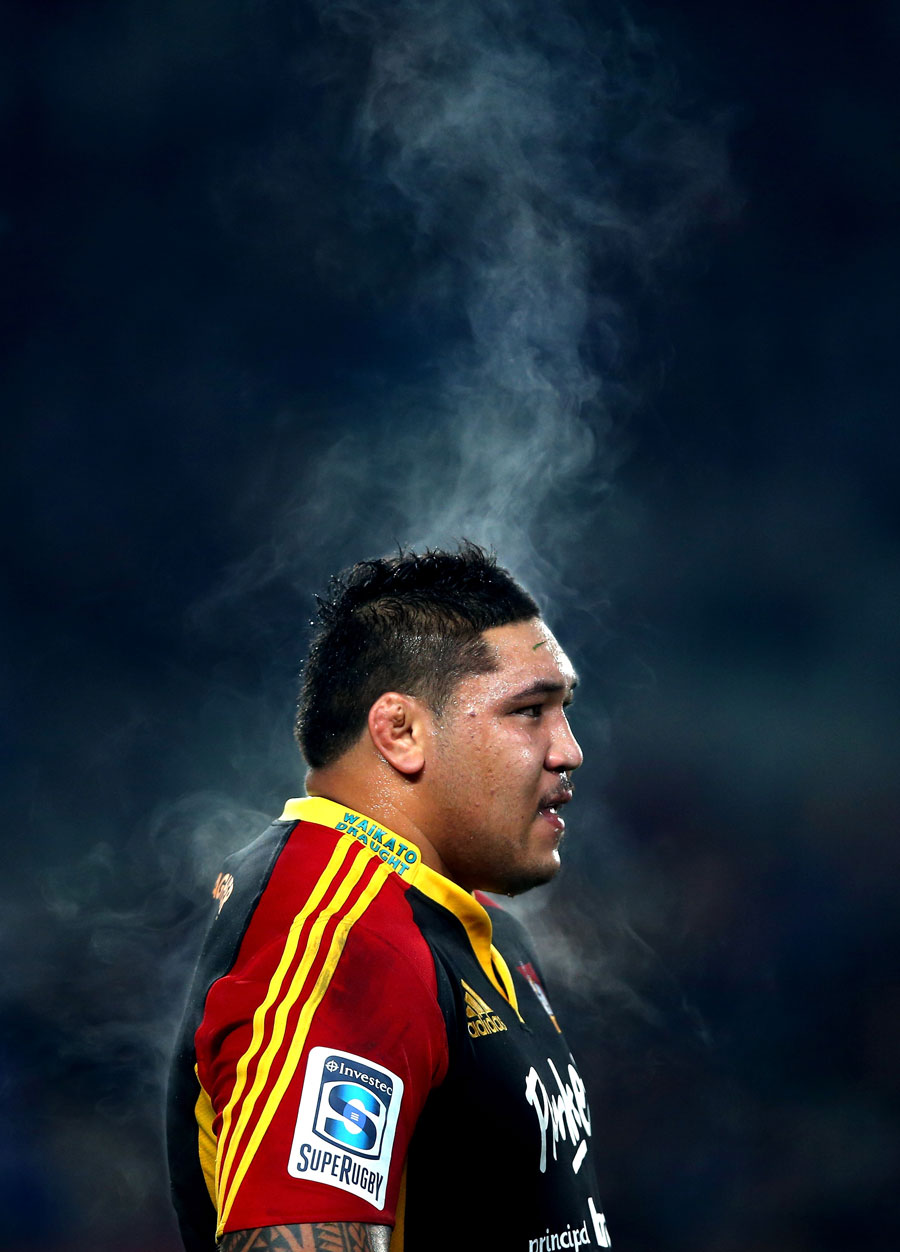The Chiefs' Ben Tameifuna gives off some heat in Auckland, Blues v Chiefs, Super Rugby, Eden Park, Auckland, July 13, 2013
