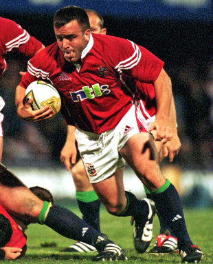Lions prop Tom Smith takes on the Reds' defence, Queensland Reds v British & Irish Lions, Brisbane, June 16, 2001
