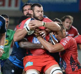 Toulon's Danie Rossouw is wrapped up by Jim Hamilton, Montpellier v Toulon, Top 14, Stade Yves du Manoir, Montpellier, August 16, 2013