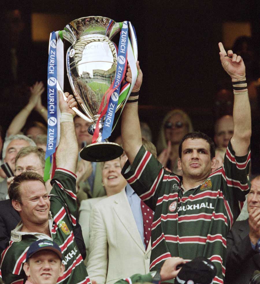 Leicester Tigers' Martin Johnson and Pat Howard lift the Zurich Championship
