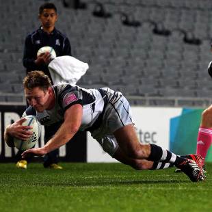 Auckland's Tom McCartney scores the match-winning try, Auckland v Counties Manukau, ITM Cup, Eden Park, Auckland, September 4, 2013