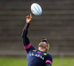 Bryan Habana juggles the ball in training, Western Springs Stadium, Auckland, New Zealand, September 10, 2013