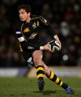 Wasps fly-half Danny Cipriani looks to fire a pass during his side's win over Harlequins at Adams Park, January 4 2009