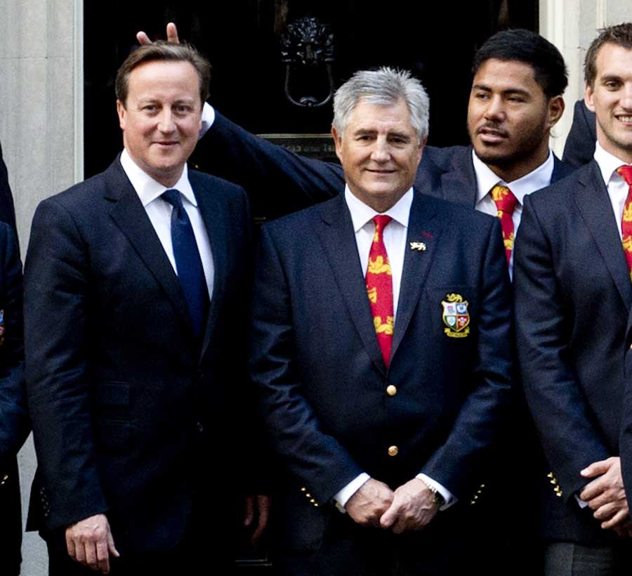 Manu Tuilagi plays a prank on Prime Minister David Cameron