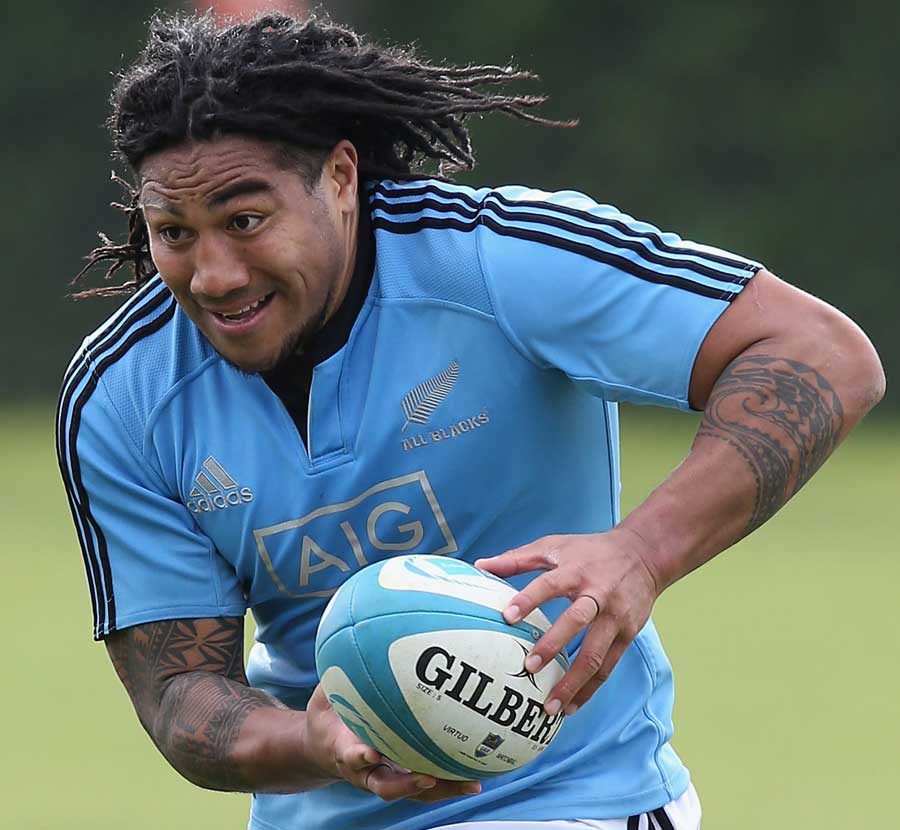 New Zealand's Ma'a Nonu carries forward in training