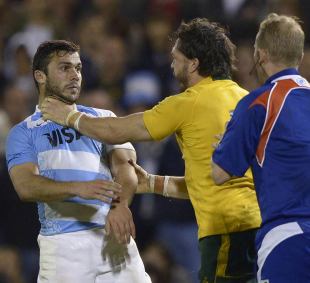 Wallabies wing Adam Ashley-Cooper reacts after Argentina scrum-half Martin Landajo stomped his hand during the final match of the Rugby Championship, Argentina v Australia, Gigante de Arroyito Stadium, Rosario, Santa Fe, October 5, 2013
