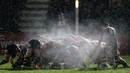 Bath and Worcester scrum down in dreadful conditions