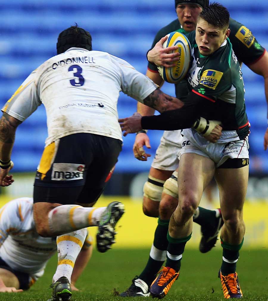 London Irish's James O'Connor jinks his way past the Worcester defender