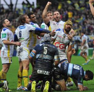 Clermont Auvergne celebrate Fritz Lee's try, Clermont Auvergne v Racing Metro, Heineken Cup, Stade Marcel Michelin, January 19, 2014