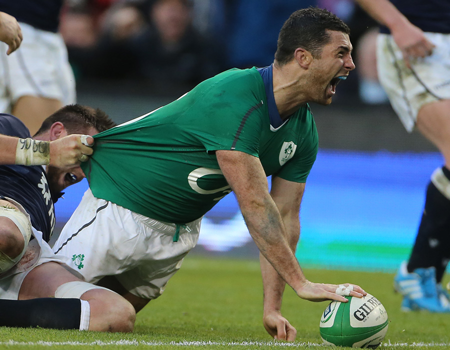 Rob Kearney celebrates after scoring Ireland's third try