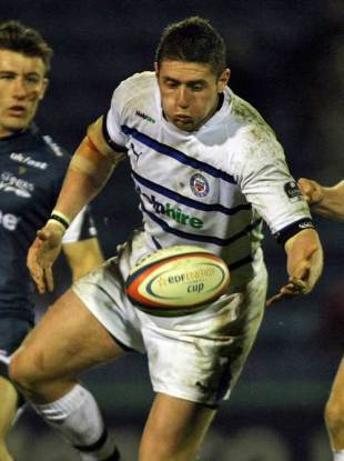 Bath's Jack Cuthbert looks to claim a loose ball, Sale Sharks v Bath, Anglo-Welsh Cup, Edgeley Park, Stockport, England, October 24, 2008