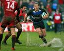 Bath fly-half Butch James evades Toulouse's Clement Poitrenaud