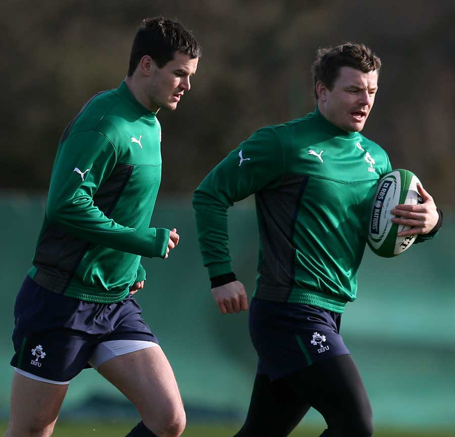 Jonny Sexton and Brian O'Driscoll in Ireland training