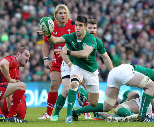 Conor Murray spreads the ball wide from a ruck, Ireland v Wales, Six Nations, Aviva Stadium, Dublin, February 8, 2014