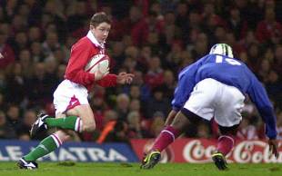 Wales' Shane Williams attempts to get past the marker, Wales v France, Six Nations, Millennium Stadium, Cardiff, February 5, 2000