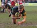 Will Hooley dives over for his try