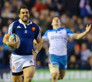 France's Yoann Huget goes the distance after taking an intercept pass, Scotland v France, Six Nations, Murrayfield, March 8, 2014