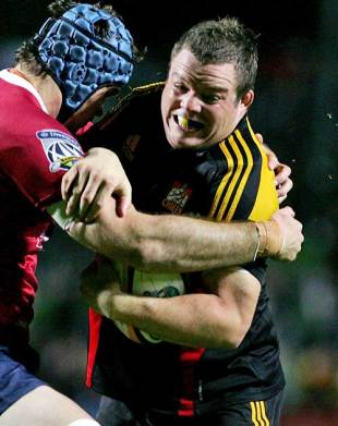 The Chiefs' Ben Castle is tackled by the Reds' defence, Chiefs v Reds, Super 14, Waikato Stadium, Hamilton, New Zealand, April 26, 2008