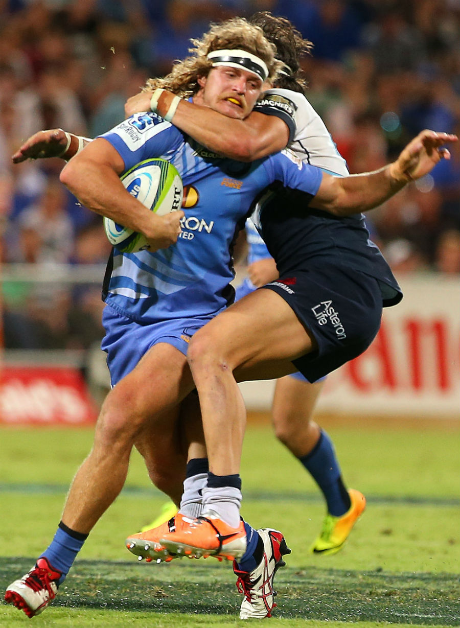 Western Force winger Nick Cummins is taken high by Adam Ashley-Cooper of the New South Wales Waratahs, Western Force v New South Wales Waratahs, Super Rugby, nib Stadium, Perth, April 12, 2014