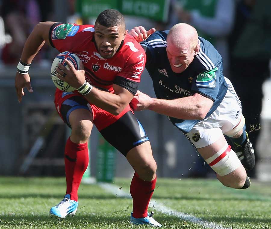 Toulon's Bryan Habana tries to evade Paul O'Connell
