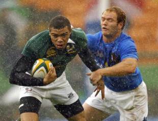 South Africa's Brian Habana is tackled by Italy's Gonzalo Garcia, South Africa v Italy, Newlands, Cape Town, South Africa, June 21, 2008
