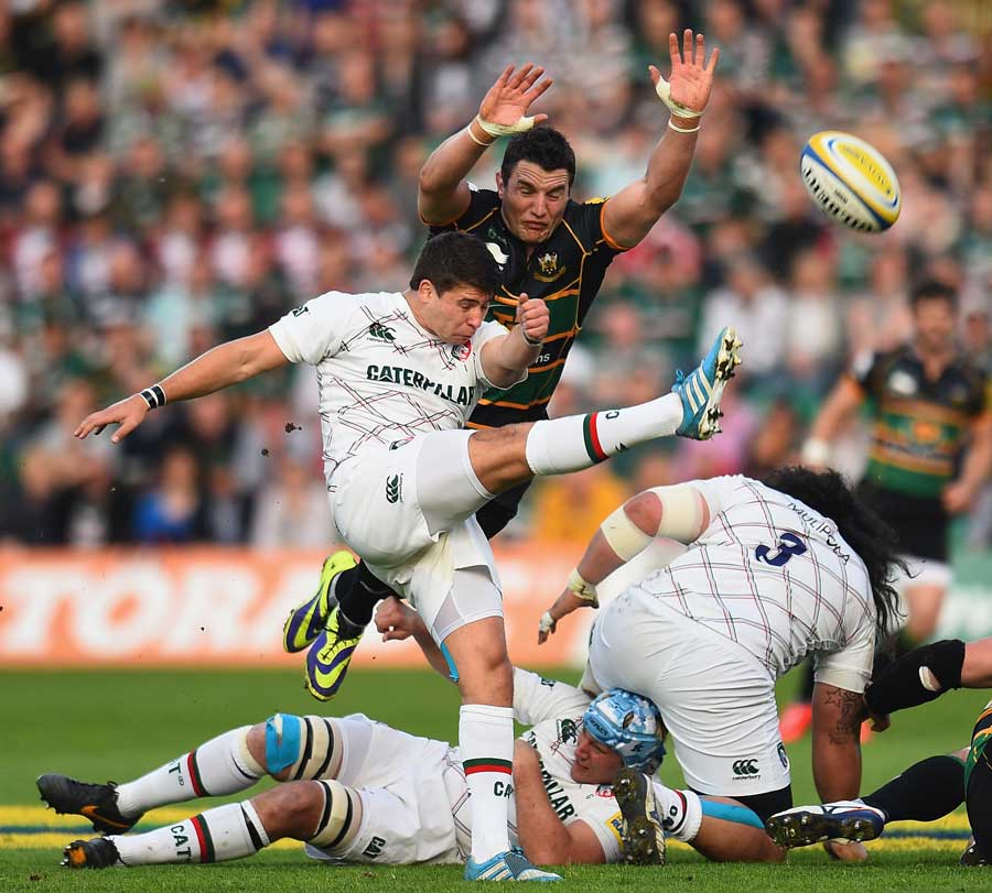 Leicester's Ben Youngs puts in a box kick