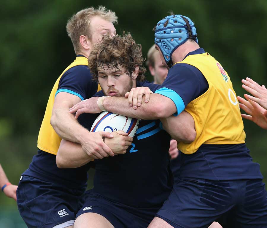 Luke Cowan-Dickie tries to break through the tackle in training