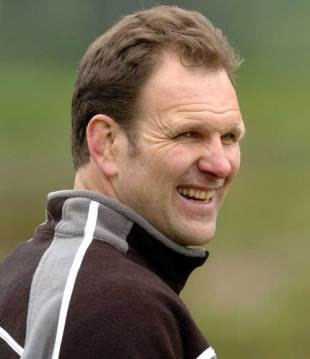 Natal Sharks coach John Plumtree during his time as coach of Wellington, October 11 2004