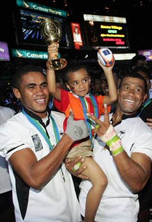 Waisale Serevi celebrates with the 2005 Sevens World Cup, Hong Kong Stadium,March 20, 2005