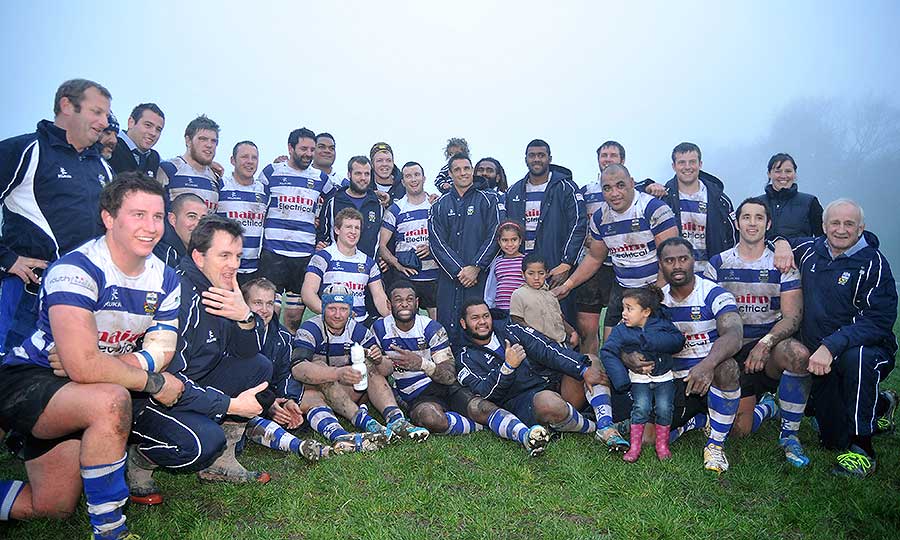 Southbridge players pose with Dan Carter for a team photo